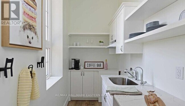 Photo - 1354 Youngs Point Rd Unité 204