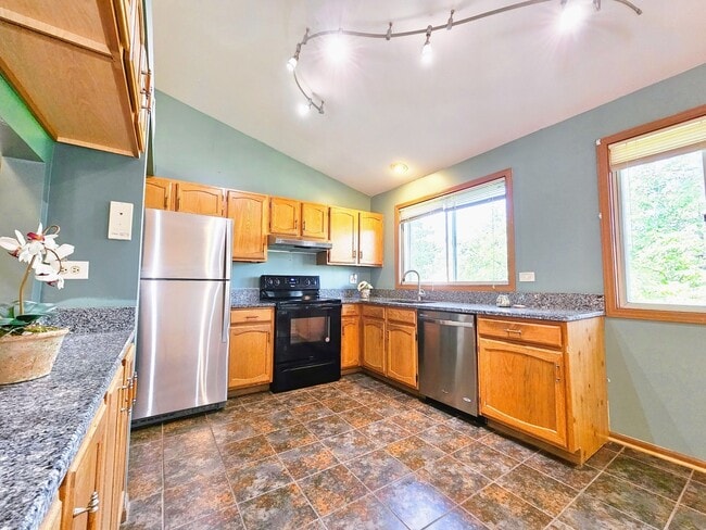 Photo - 2434 Red Bud Ct