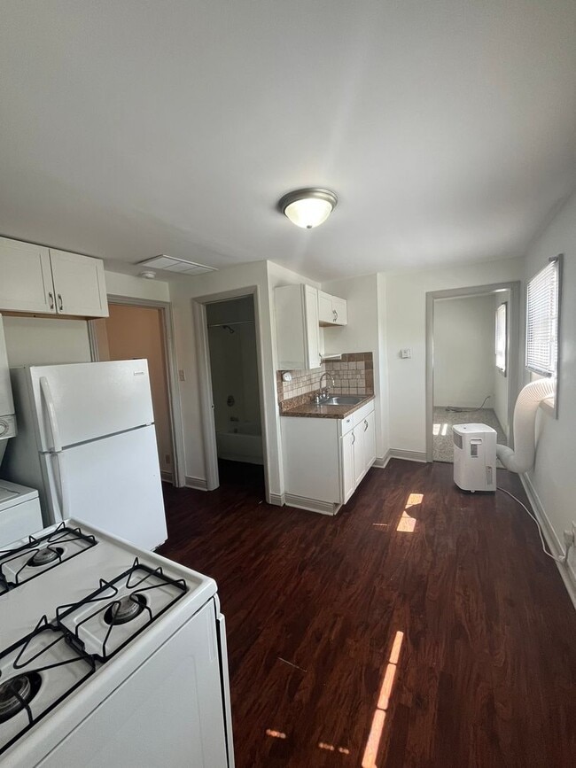 Photo - 1694 S Washington Ave Unit 1694 S Washington Avenue B