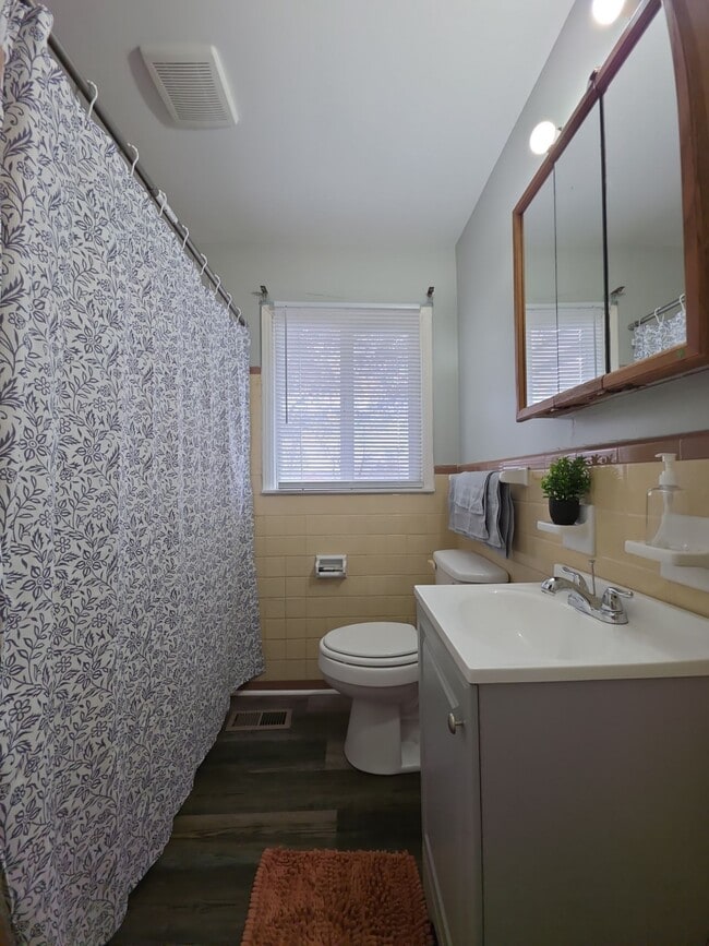 Photo - 3315 Kavanaugh Dr NW