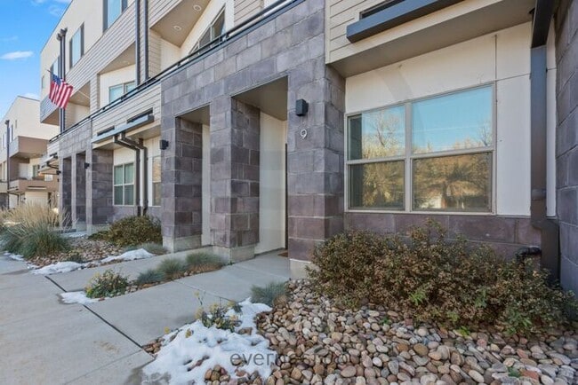 Building Photo - 2622 W 24th Ave Rental