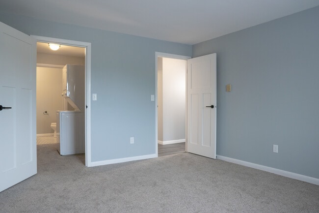 Whitnall Park Apartments