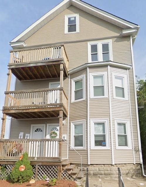 Building Photo - 8 Humes St Unit 3 Rental