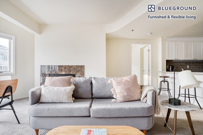 Photo - 345 Sheridan Ave Unidad FL3-ID806