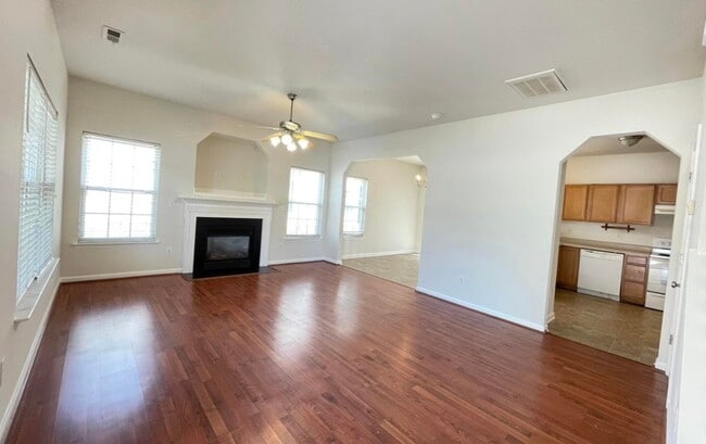 3137 Rendezvous Dr