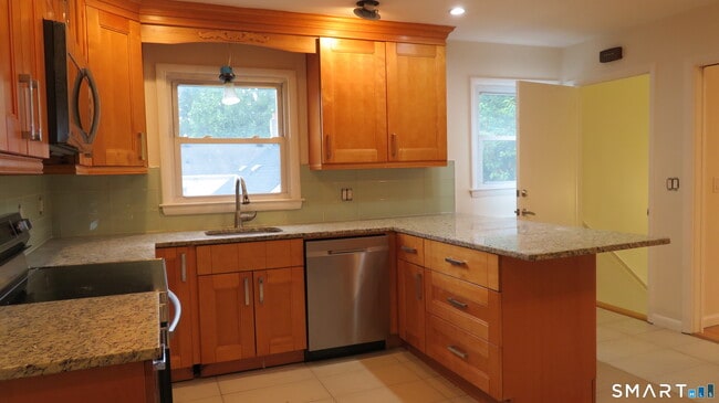 Photo - 24 Congress St