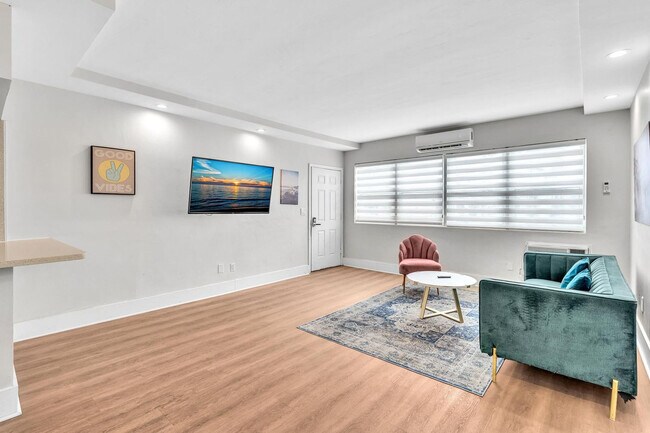 Photo - 10004 E Bay Harbor Dr Unit SI ID1527181P