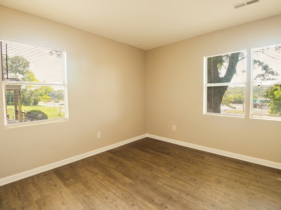 Photo - 206 Highway Ave
