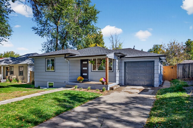 Building Photo - 1856 S Steele St