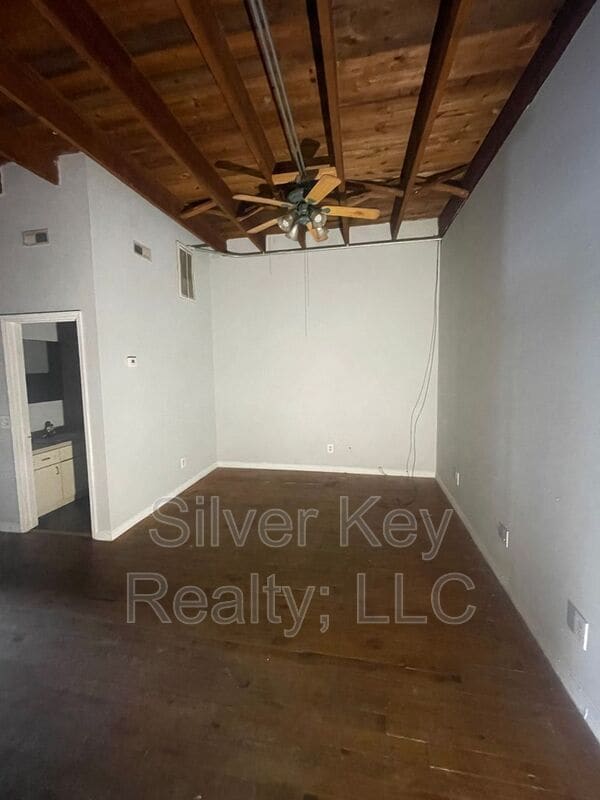 Photo - 217 E Washington Ave Unit B