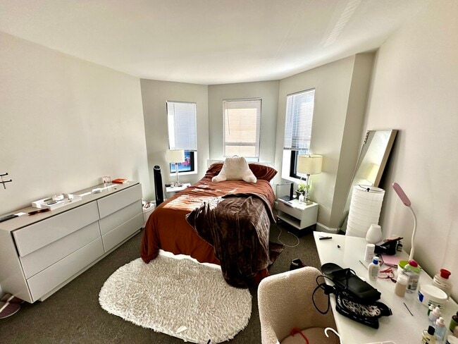 Photo - 833-835 Beacon St. Unit 2D Unit 2D