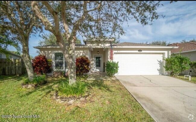 Building Photo - 4726 Four Lakes Dr Rental