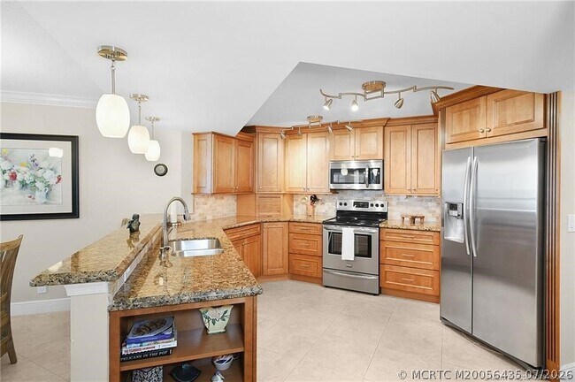 9550 S Ocean Dr Unit 705