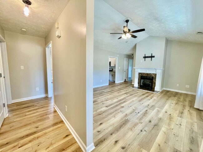 Photo - 3-Bed, 2-Bath Nest With Bonus Room In Faye...