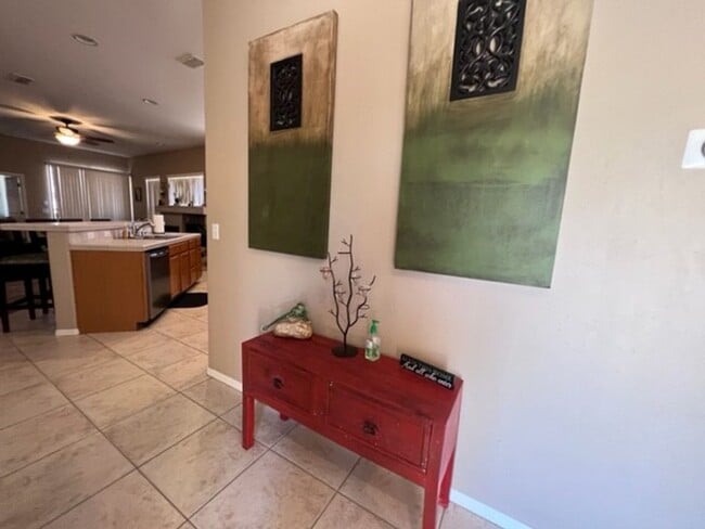 Photo - 2BR Vacation Home in Gated Community Bullhead Parkway with Utilities Avail 10/1