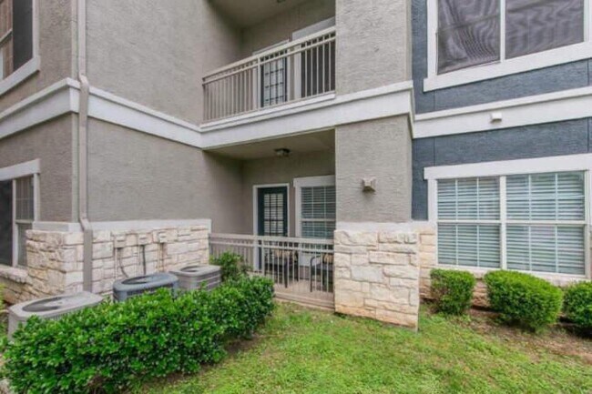 Photo - 3 bedroom in Austin TX 78744 Unit 3018