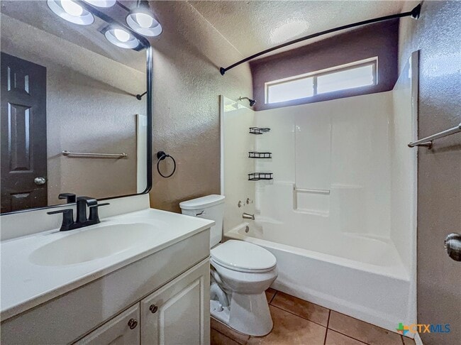 Photo - 512 N Main St