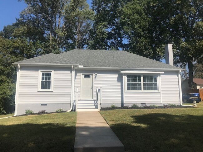 Photo - 306 West Ave House