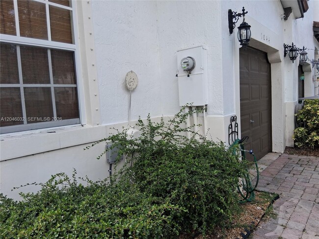 Photo - 1044 NE 30th Ave
