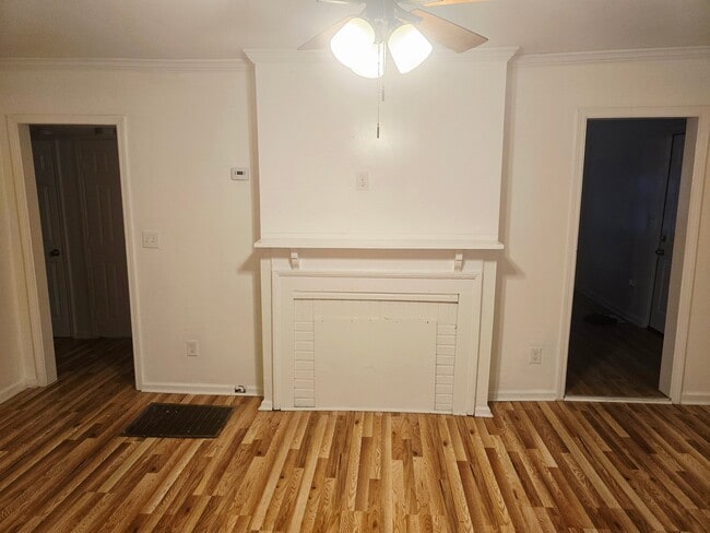 1908 Princeton Ct SW
