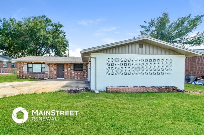 Building Photo - 1625 Leach Cir