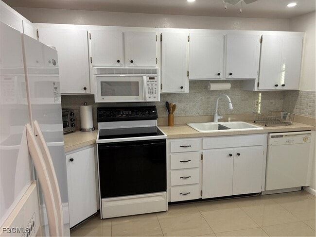 Building Photo - 8730 Rose Ct Unit 2