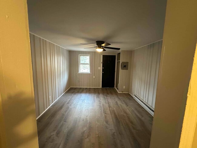 Photo - 95 New Freedom Rd Unidad E2