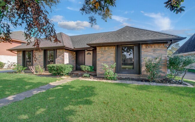 Photo - 2707 Planters St