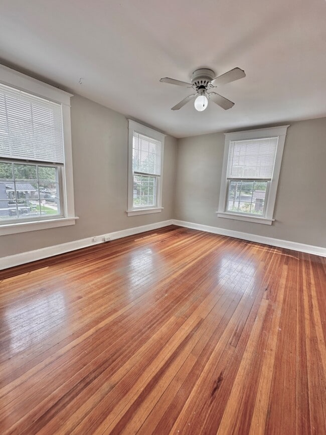 One Bedroom in Congress Park area! Condo Unit 4 Condo for Rent in Denver, CO