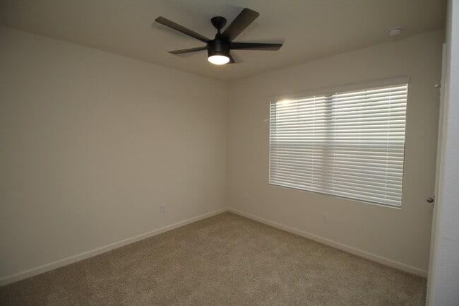 Photo - 1405 Mineral Lp Dr NW