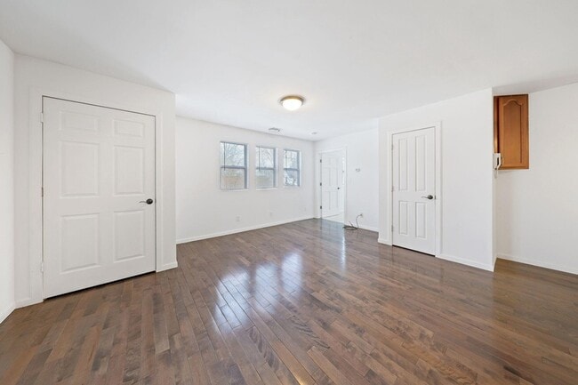 Photo - 357 S Greenwich St Unit 6