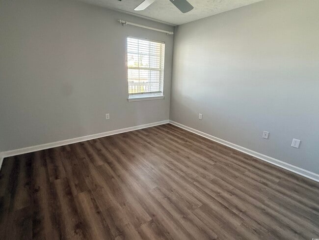 Photo - 628 Waterway Village Blvd