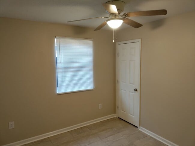 Photo - Single Family Home 5 BR / 2 Bath