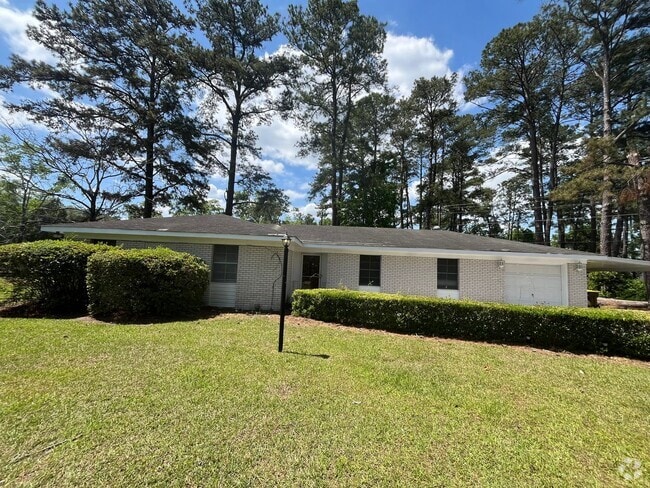Building Photo - 201 Providence Dr Rental
