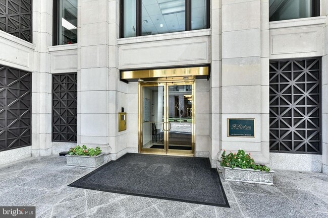 Photo - 801 Pennsylvania Ave NW Unit 1209