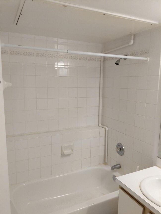 Photo - 761 SW 148th Ave