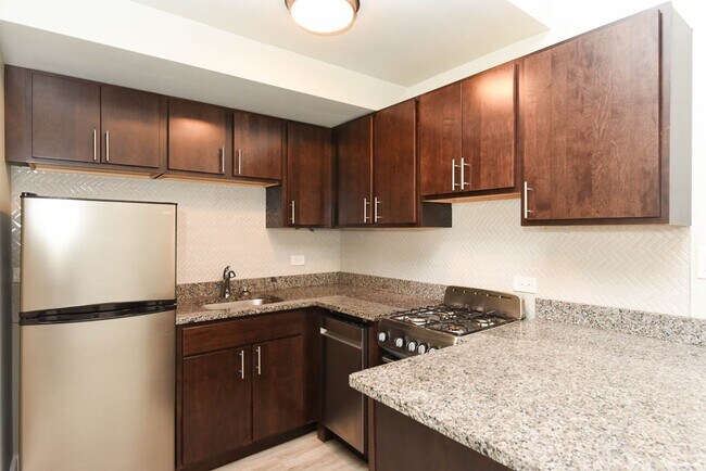 Photo - 1440 N Dearborn Unit B5