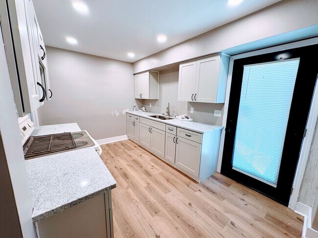 Photo - 2-4 Bedroom 1 Bathroom Home