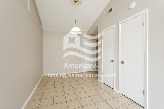 Photo - 10613 E 114th St N