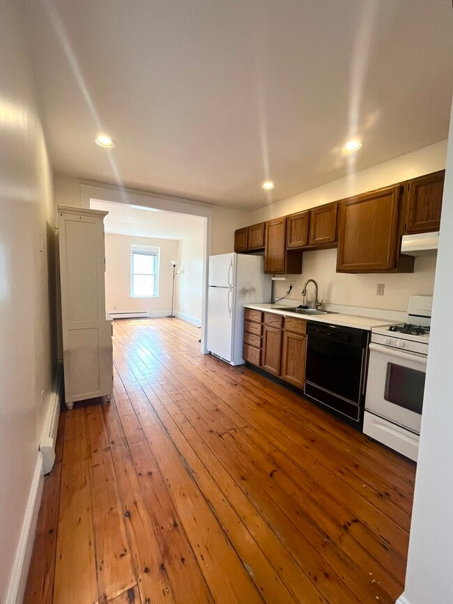 Photo - 137 High St Unit 3