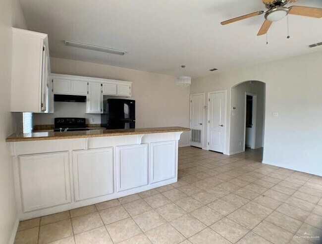Photo - 10 Nassau St