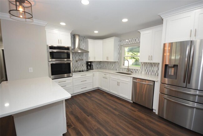 Photo - 3006 Vine St