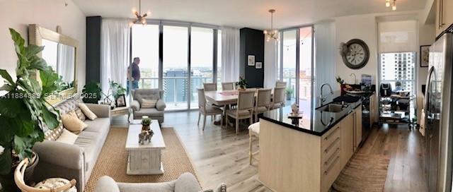 Photo - 1111 SW 1st Ave Unidad 3225 SHORT TERM