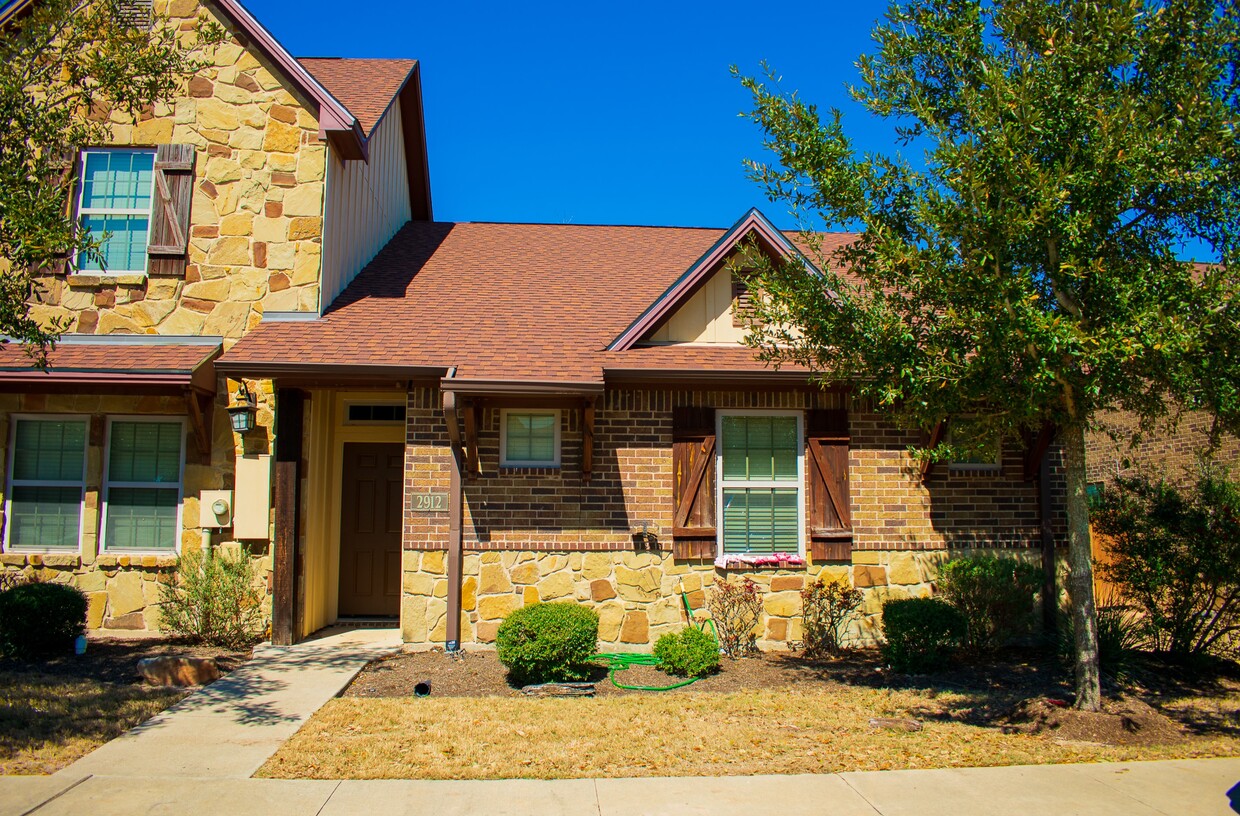 Photo - 2912 Old Ironsides Dr (College Station, TX)