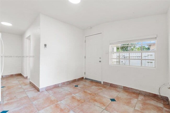 Photo - 2385 SW 17th St Unit A