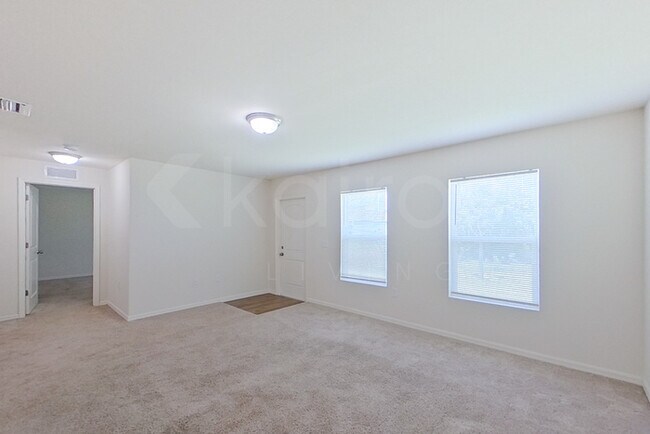 Photo - 2920 NE 2nd Ave