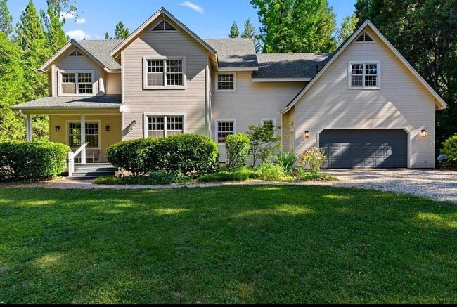 Building Photo - 17961 Lazy Dog Rd