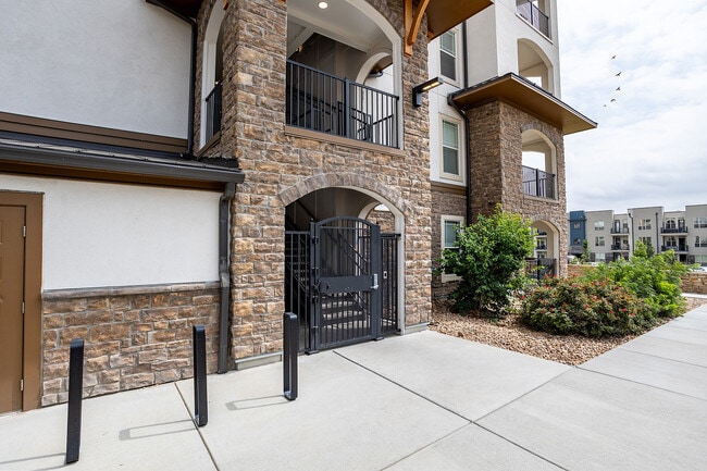 Gated Breezeway & Intercom