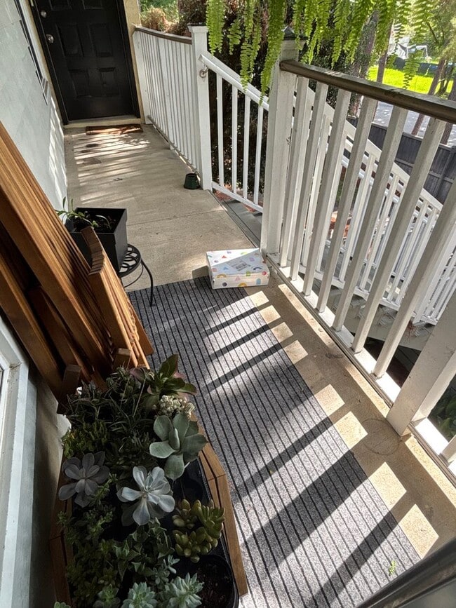 Photo - 2 Bedroom, 2 Bathroom Condo in Woodscape -...