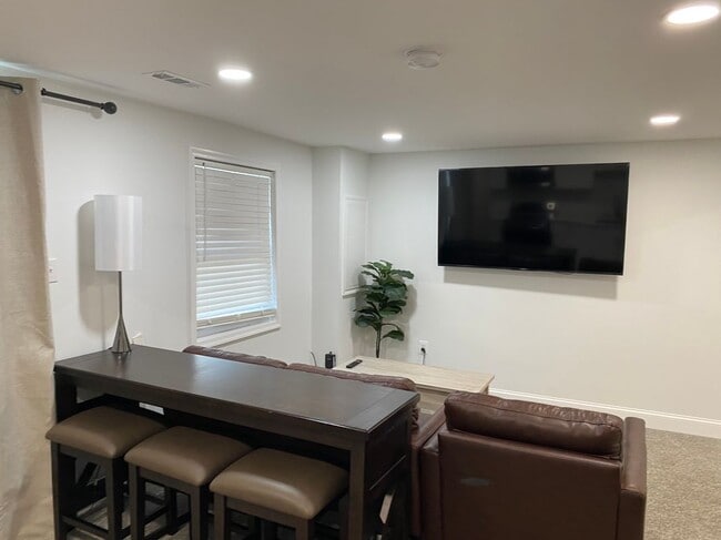 Photo - 7416 Rhondda Dr